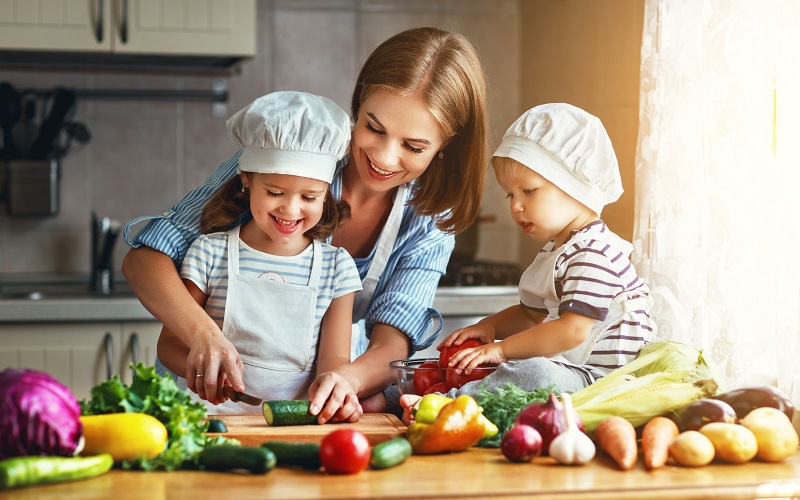 Easy Steps to Help Parents of Picky-Eater Kids